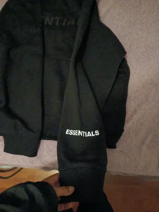 Sudadera Essentials Negra