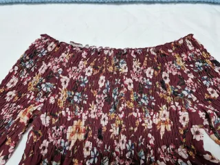 Top hombros descubiertos floral T36