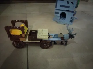 Torre Lego MOC con Carro y Figura