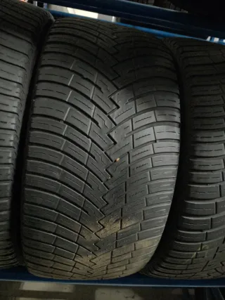 245/40R19 98Y Invierno AllSeason