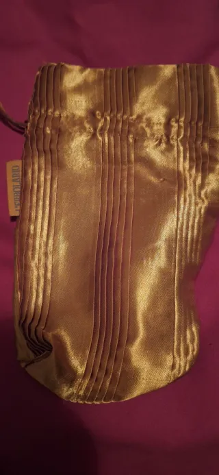 Sacchettini in raso dorato e argentato