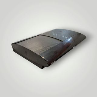 PS3 SUPER SLIM 500GB + CABLES