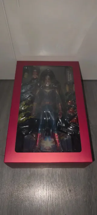 Hot Toys Capitana Marvel MMS522 1/6 Precintada