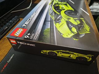 Kit di costruzione LEGO Technic 42161 Lamborghini Huracán Tecnica