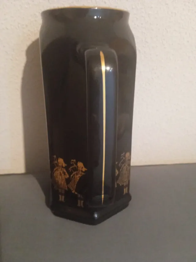 Jarra Seagram's 100 Pipers Whisky Cerámica