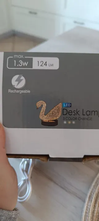 Lampada led tavolo forma cigno Oro e Trasparente