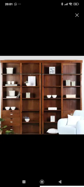 Librería Teka con Escalera