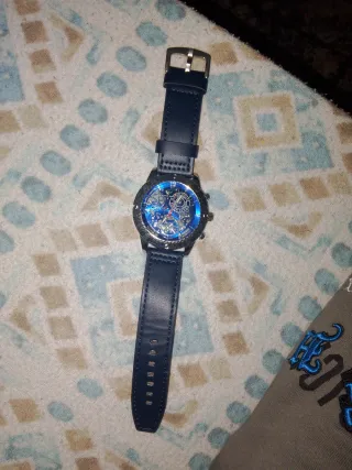 Reloj Negro y Azul