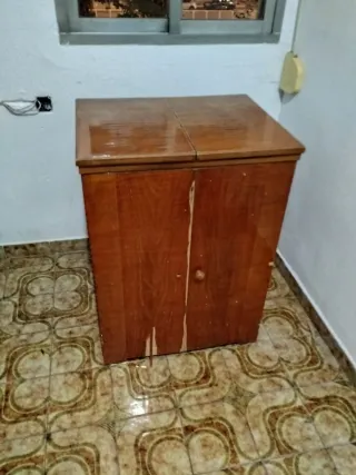 Máquina de coser SINGER vintage