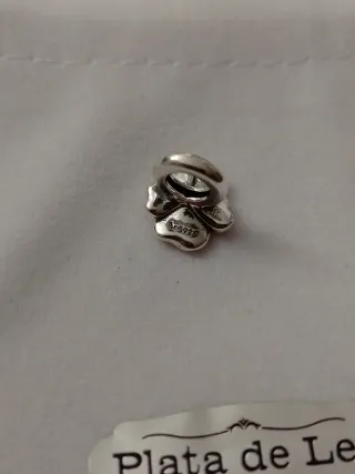 Abalorio Flor Rosa Plata de Ley