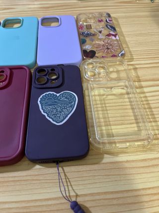 Fondine per iPhone 13 Pro - Lotto da 8, 2€ ciascuna