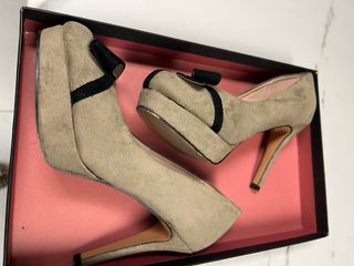 Zapatos vestir marrón y Negro Tacon