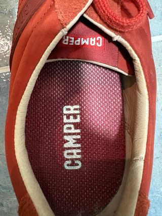Zapatillas Camper Pelotas Rojas