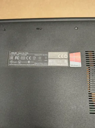 Portátil Asus i5 Asus F555L