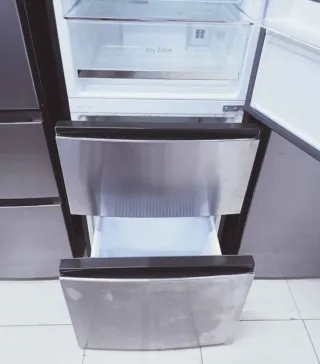 Nevera Haier plateada