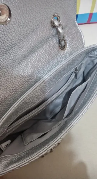 Borsa donna argento con tracolla regolabile