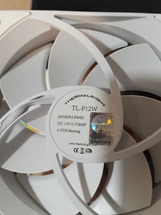 Ventilador Thermalright E12W-S V3 RGB