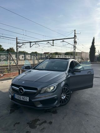Mercedes-Benz Clase CLA 2015