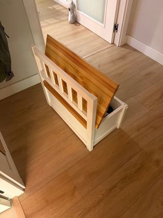 Banco con almacenaje blanco y madera