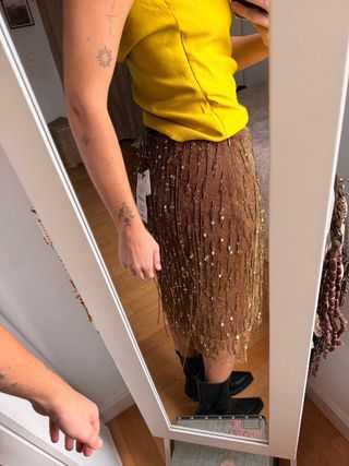 Falda Zara abalorios dorados perlas brillante