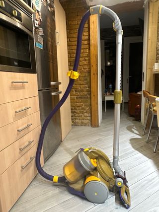 Aspirador Dyson DC05 absolute