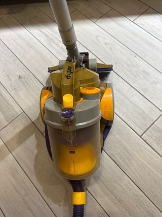Aspirador Dyson DC05 absolute
