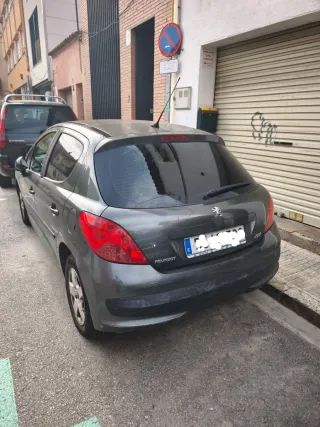 Peugeot 207 2006