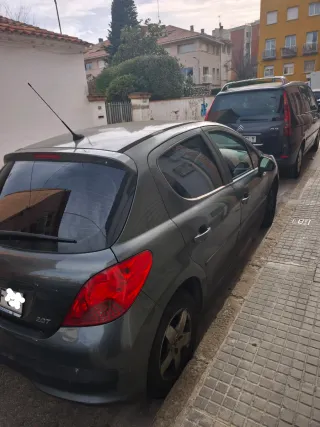 Peugeot 207 2006