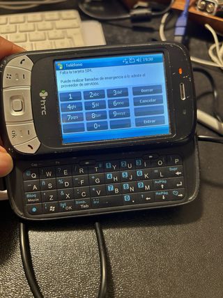 Teléfono HTC Negro