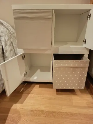 Cajonera blanca con ruedas