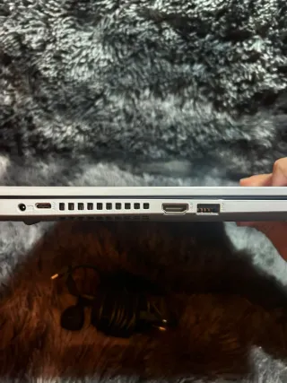 ASUS VivoBook 15,6 Plata