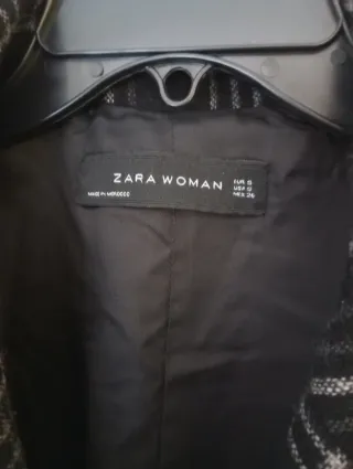 Abrigo largo cuadros negro y blanco