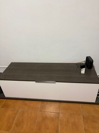 Mueble TV moderno madera y blanco