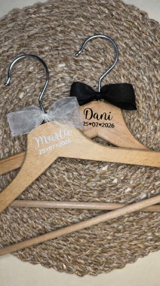 Conjunto de Perchas Personalizadas Boda