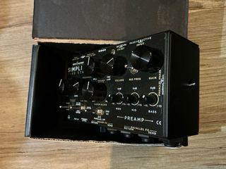 Preamplificatore per basso DSM Humboldt Simplifier Bass Station