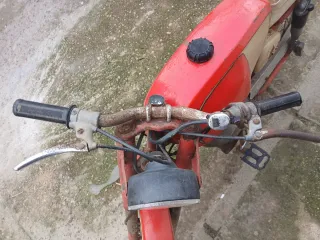 Rieju Antigua Roja para Restaurar.