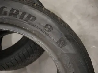 Goodyear 225/55R17 97H Invierno