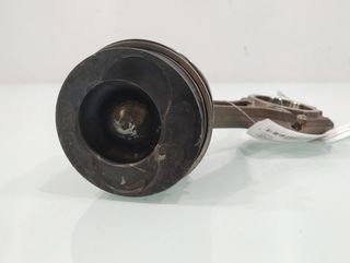 553946 pistón 038j volkswagen crafter caja cerrada