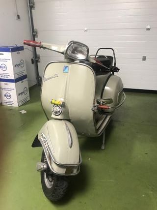 Vespa 150cc 60 años