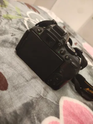 Cámara Nikon D5300 Kit VR Negra