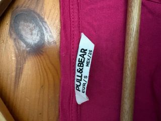 Camiseta fucsia Pull&Bear Talla S