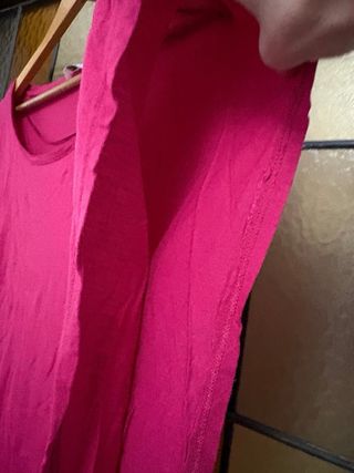 Camiseta fucsia Pull&Bear Talla S