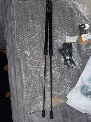 Resortes Gas Capó Lexus CT