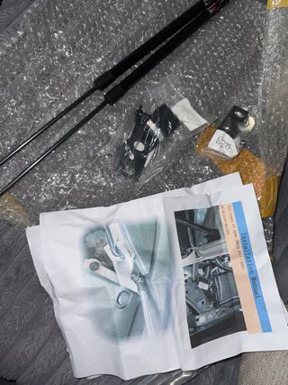 Resortes Gas Capó Lexus CT