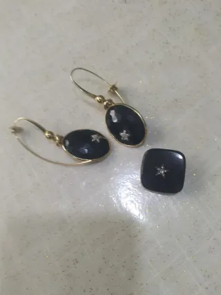 Pendientes oro negro con estrella