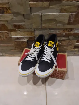 Zapatillas Vans 39 Edición Nacional Geographic.