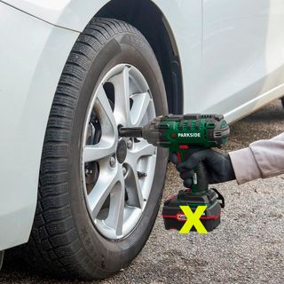 ATORNILLADOR IMPACTO 400NM CUERPO (A ESTRENAR)