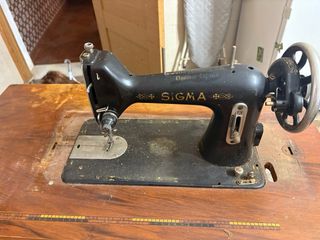 Máquina de coser antigua Sigma Modelo A