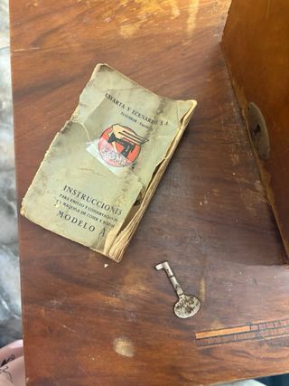 Máquina de coser antigua Sigma Modelo A