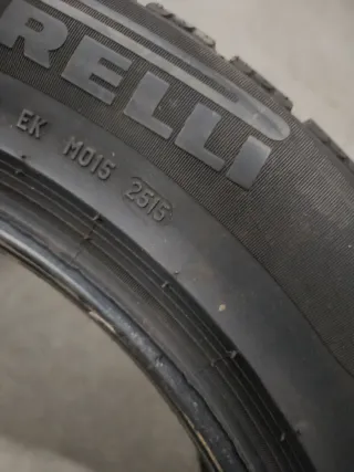 4 Neumáticos Pirelli 235/55R17 99H Invierno